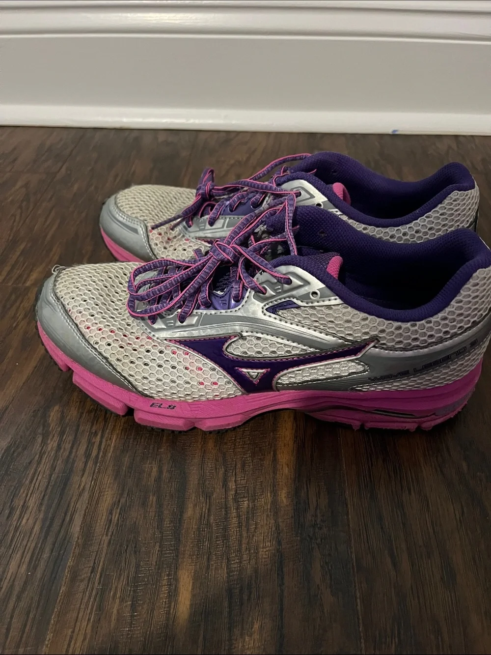 Mizuno Women's Mesh Running Shoes in White, Purple & Pink